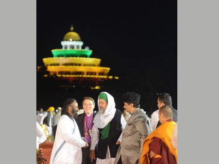 Exclusive: International community can't do much on terror, says former Dutch PM