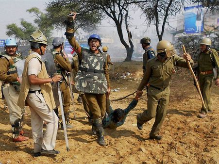Haryana: 6 security personnel arrested during raid on Rampal's ashram