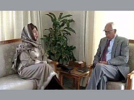 After meeting BJP leaders, J&K governor meets PDP's Mehbooba Mufti