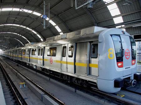 On New Year's eve, no entry-exit available at Delhi Metro's Rajiv Chowk station post 9 pm