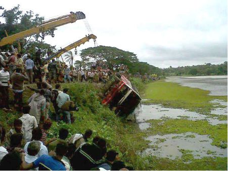 Andhra Pradesh: 8 killed, 20 injured as bus falls into gorge in Anantapur district