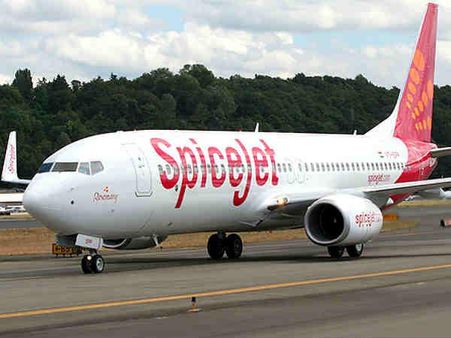 SpiceJet denies receiving credit from OMCs