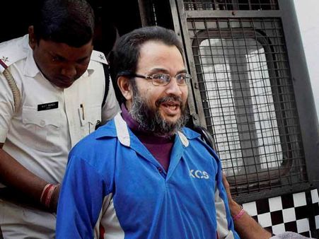 Saradha: What is it with Mamata and Deolo?