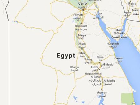 2 Al-Jazeera scribes freed from Egyptian jail