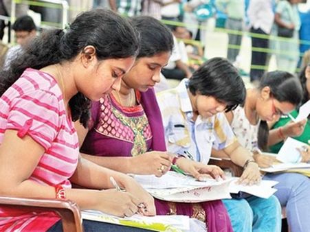 Unconventional courses render students jobless