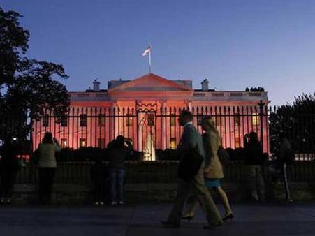 Spouses of H-1B visa holders to get work permits in US