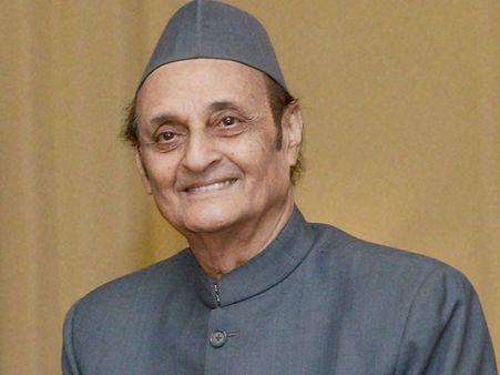 UP: 'Mentally unstable' woman claims to be Congress MP Dr Karan Singh's wife