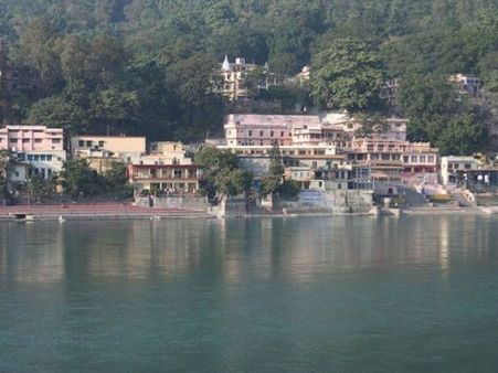 Swami Dayanand's condition improves, to be discharged soon