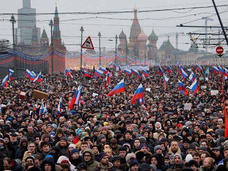 Russian opposition bids farewell to slain Putin critic