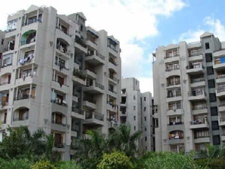 SC asks DDA to allot plots to 14,000 applicants by July, 2016