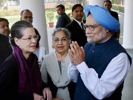 Coal scam: Manmohan Singh thanks Congress and Sonia Gandhi for showing solidarity