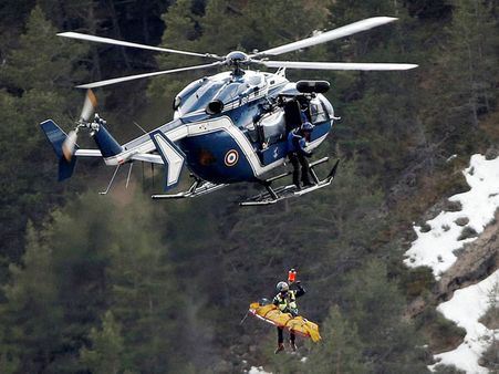 Hunt resumes for Alps plane crash DNA, black box