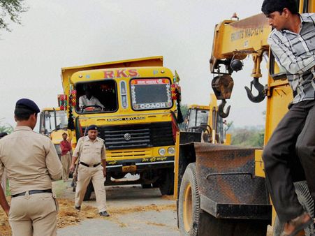 MP CM orders SIT probe into death of police constable killed by sand mafia in Morena