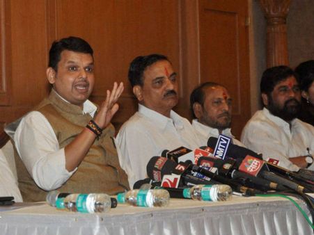 Maha: Fadnavis Govt invokes MCOCA in food grain malpractices cases