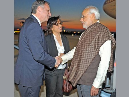 Media vs Modi: Sagarika Ghose apologises for the Vuitton comment