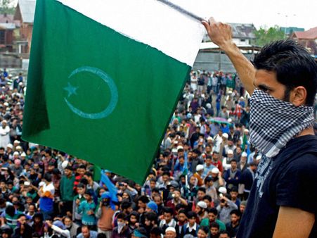 Valley agitated over arrest of Masarat Alam; protesters clash with police in Srinagar