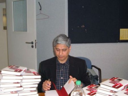 Vikas Swarup takes over as Spokesperson in MEA