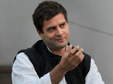 Rahul pays left-handed compliment to Modi on Obama praise
