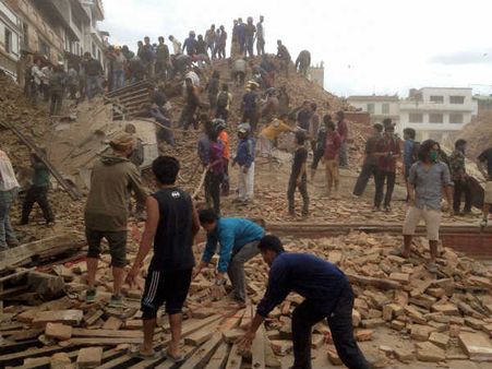 Over 100 aftershocks since Saturday strike fear in Nepal