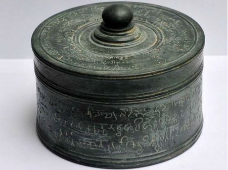 Modi's gift diplomacy continues! PM gifts Buddhist relics, Buddha statue to President Xi Jinping