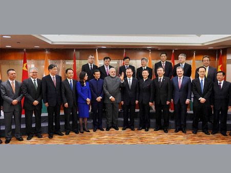 Narendra Modi meets top Chinese CEOs, 21 MoUs signed