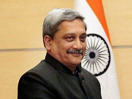 Manohar Parrikar, Carter visit naval base at Karwar