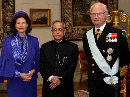 Swedish Royal family gets taste of India as Pranab hosts lunch