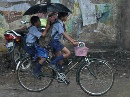 Monsoon hits Mumbai, regular rainfall in next 4-5 days