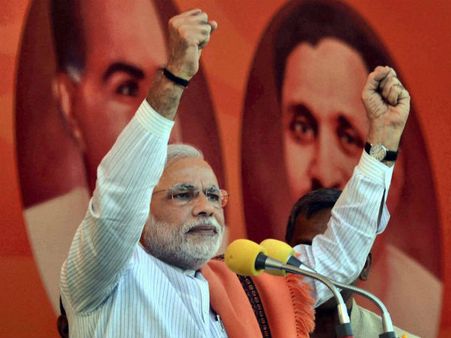 Taking cue from Narendra Modi, Bihar parties take fight to 'virtual media'