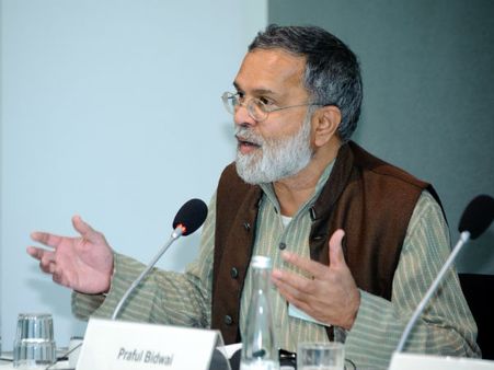Senior journalist and well-known columnist Praful Bidwai is dead