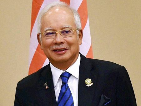 Malaysian PM mulls legal action against Wall Street Journal
