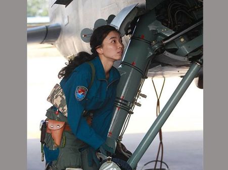 Chinese combat women pilots date Flying Leopard
