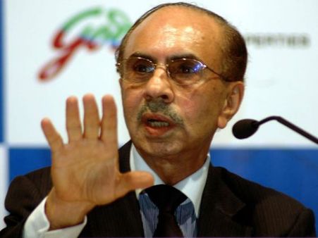 GST more important than land bill: Adi Godrej