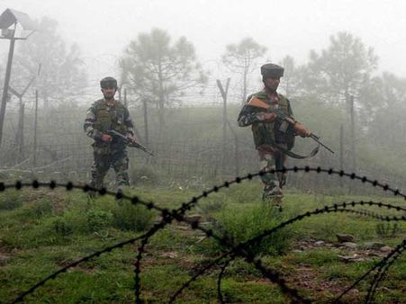 Indian, Pakistani armies exchange Eid sweets on LoC