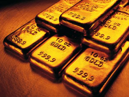 Gold smuggling racket busted; culprit arrested in Mumbai airport