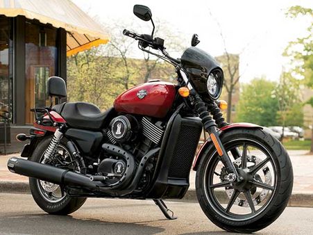 Hyderabad: Conman speeds away with Rs 6 lakh Harley Davidson on pretext of 'test drive'