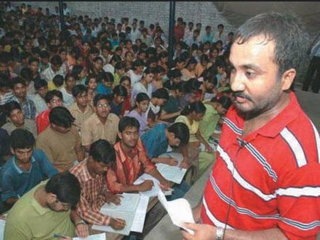 Bihar's Super 30 urges Modi to begin 'smart schools'