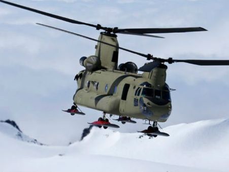 India, US sign deals for 22 Apache, 15 Chinook helicopters