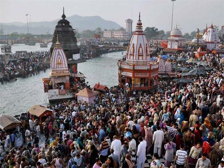 Hundreds clean Ganga 'ghats' in four states