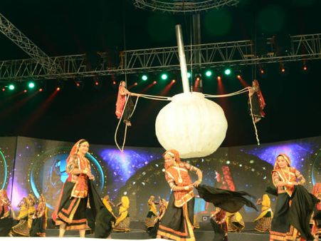 Video: Garba fever inside the ICU of Ahemdabad hospital; govt mulls action