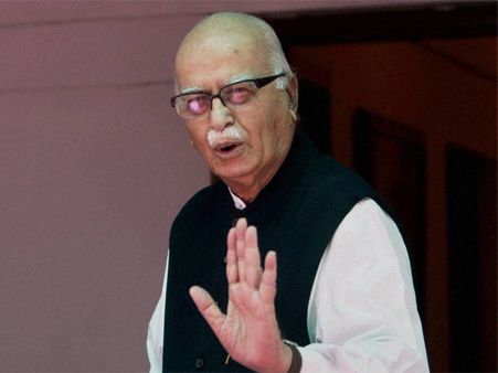 Advani, Joshi raise a banner of revolt against Modi