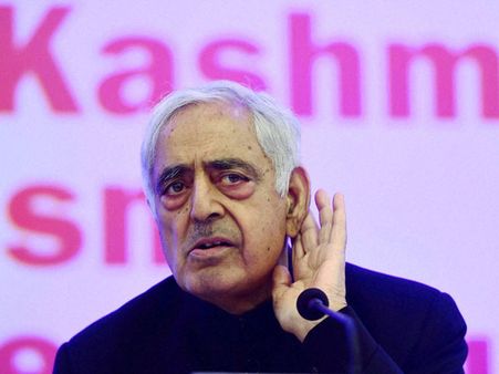 Is Mufti handing over power to his daughter before year-end?