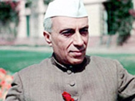 Happy Children's Day: When 'Chacha Nehru' bought balloons for kids
