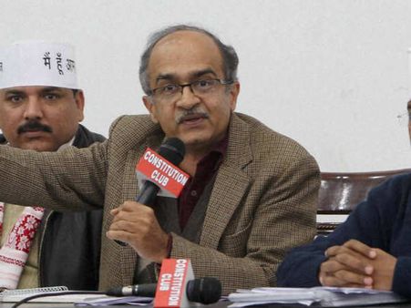 AAP govt's Janlokpal Bill 'worst than a Jokepal': Prashant Bhushan