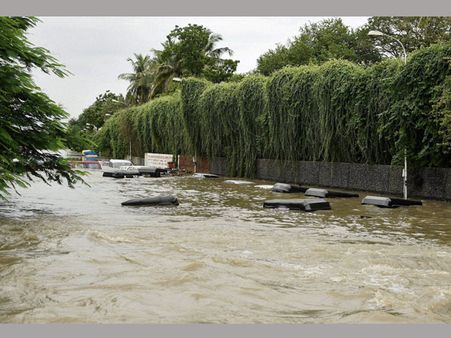 Chennai Rains: Airtel offers minimum balance of Rs 30 to users