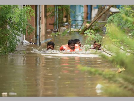 #ChennaiFloods: Know Do's & Dont's, Emergency Kit, Helpline numbers