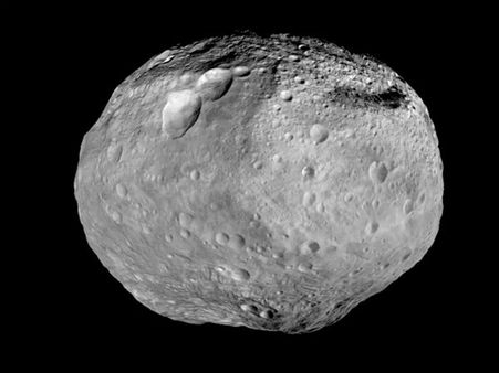 Asteroid to say hello to Santa this Christmas eve