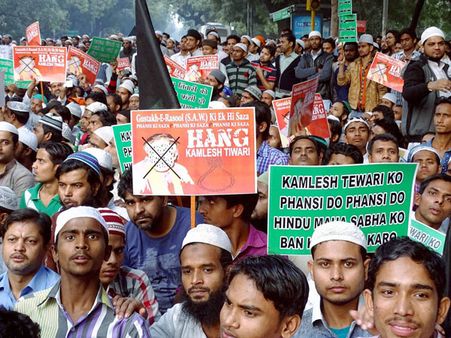 Malda violence explained: Muslim mob ransack police stations, burn vehicles