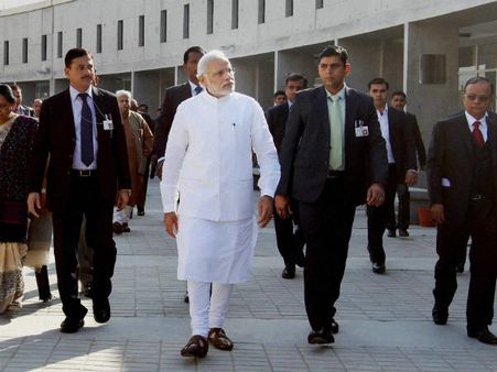 News Flash: PM Modi to visit Pathankot airbase on Saturday