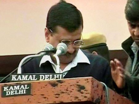 Woman throws ink at Kejriwal during Odd-Even success rally